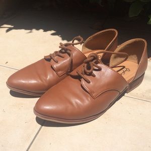 Qupid cut out loafer faux leather Oxford flats